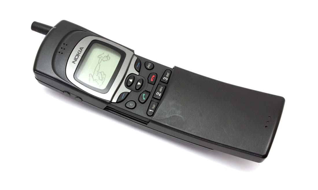 Nokia 8110 (1996)